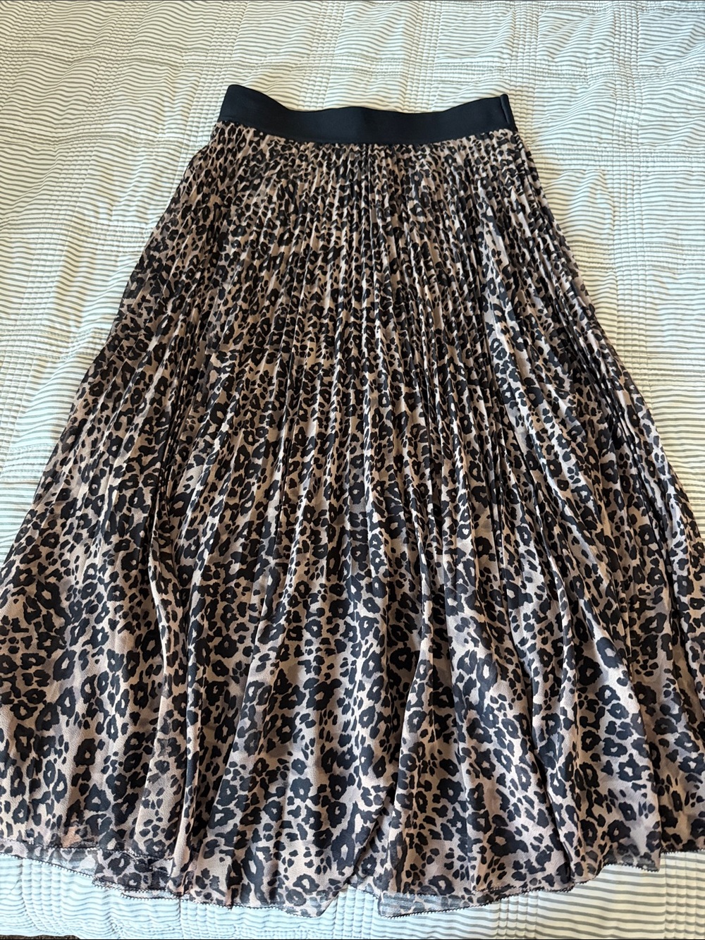 Pleated Leopard Print Midi Skirt - Black & Tan